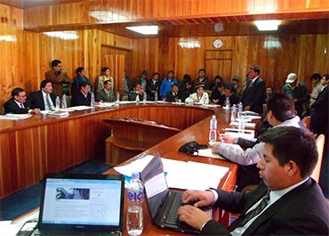 Bancada parlamentaria por Puno se reunió con alcaldes distritales y provinciales de Puno