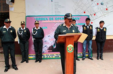 Comandante Javier Alemán Ramírez, jefe de la compañía Terna de Puno.