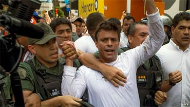 Leopoldo López se entregó a la justicia venezolana