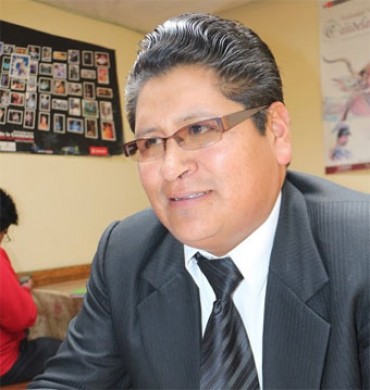 Rolando Rivera Zevallos, candidato a la provincia de Yunguyo