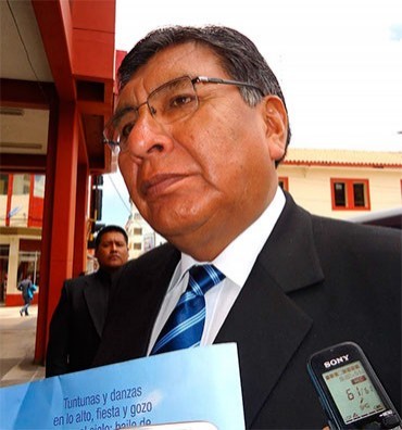 Ex rector Lucio Ávila permanecerá detenido hasta las 3 de la tarde de hoy. Foto: Los Andes