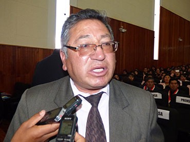 Felipe Carpio Miranda,  titular de la Dirección Regional de Educación de Puno