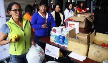 Colombia ayuda con 30 toneladas de alimentos a afectados por huaicos