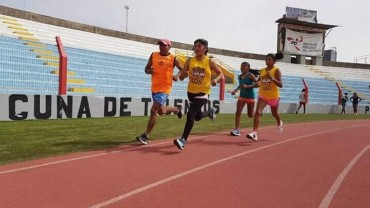 Atletas puneños ya están en Lima para participar en Campeonato de Atletismo