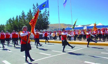 FOP: el desfile de Fiestas Patrias no debe darse