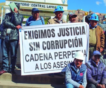 Pobladores de La Rinconada y Cerro Lunar exigen el cambio de fiscal