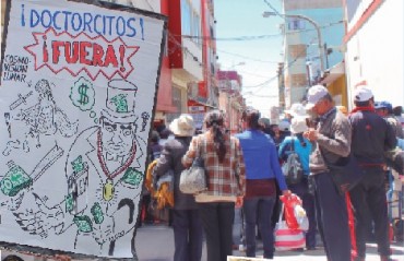 Mensaje Martín Vizcarra continúa generando críticas en Puno