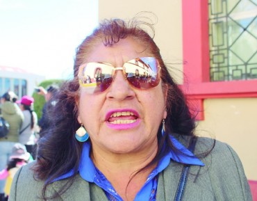 Alcalde de Puno no cumple compromiso con I.E.P. Villa del Lago