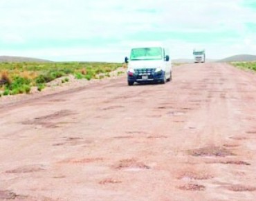Carretera de Puno a Tiquillaca se arreglará