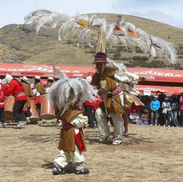 Zampoñistas del Altiplano son los nuevos campeones del concurso de Cancharani 