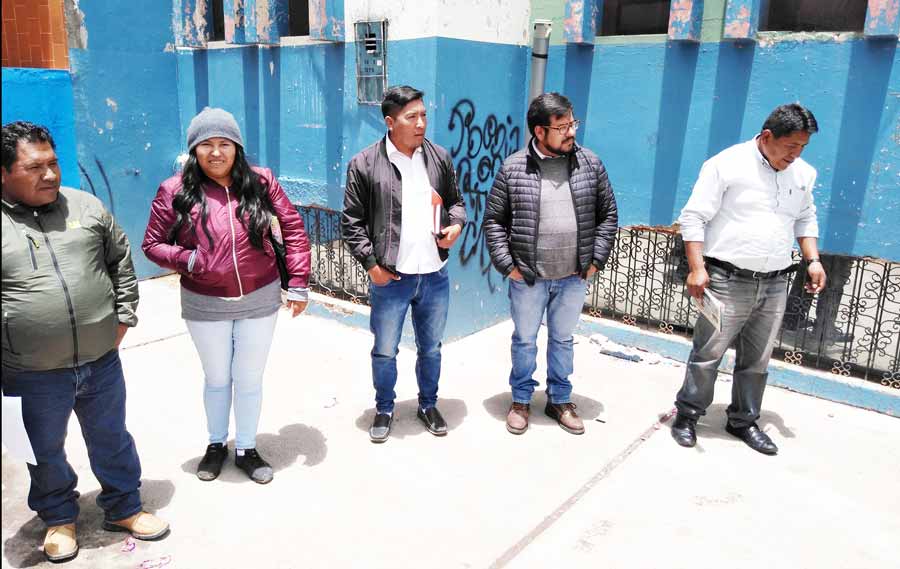 Dirigentes forman Comité de diálogo - Los Andes Perú