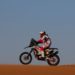 El motociclista del Hero Motosport Paulo Goncalves durante la etapa 7 del rally Dakar en Riad, Arabia Saudita.