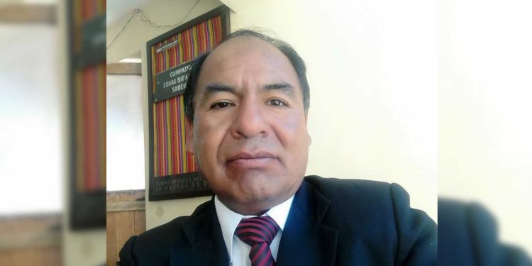 Leoncio Aleman Cruz, catedrático de la UNA-Puno.