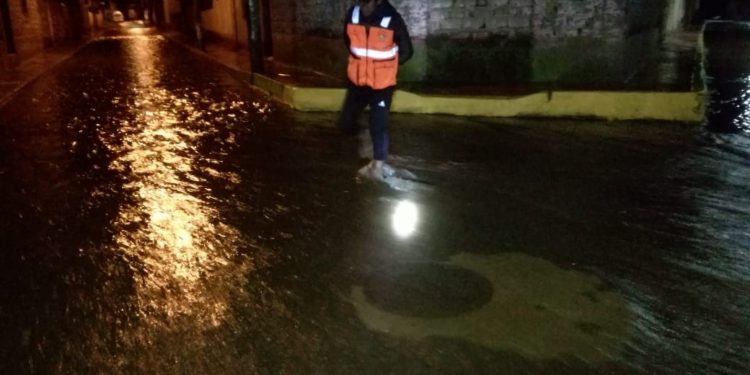 Calles terminaron inundadas en Palca.
