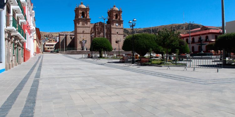 La ciudad de Puno recuerda un nuevo aniversario