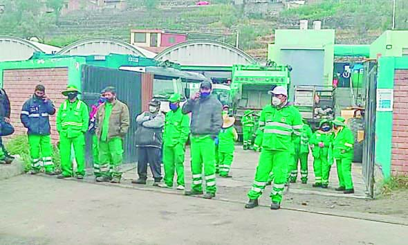 Municipio de Paucarpata denunció a obrero por protestar contra el alcalde José Supo