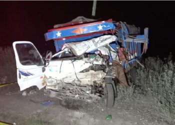 Un muerto y tres heridos en choque frontal de camiones en la vía Arequipa-Puno