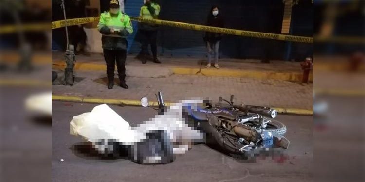 Motociclista muere arrollado por camión cuyo chofer se dio a la fuga