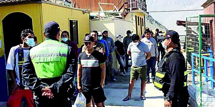 Intervienen a más de 80 ciudadanos que transitaban sin mascarilla en Secocha
