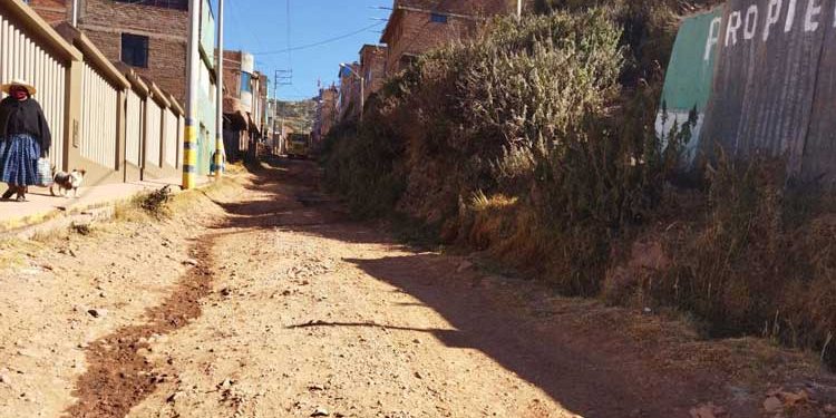 Puno: vecinos del barrio 2 de Mayo solicitan el asfaltado de 10 calles