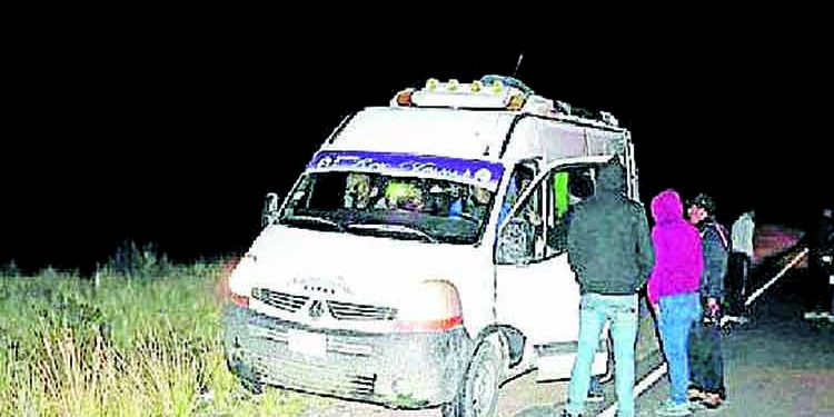 Sujetos atracan minivanes y matan a 2 pasajeros en la vía Untuca-Juliaca