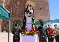 Policías y enfermeras veneran a su santa patrona en la ciudad de Puno