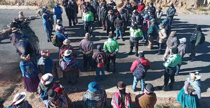 Huancané: Pobladores protestan por suba de pasajes en la ruta Juliaca - Pusi