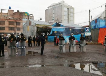 Juliaca: Frustran desalojo de mayoristas de la urbanización Santa María sector I