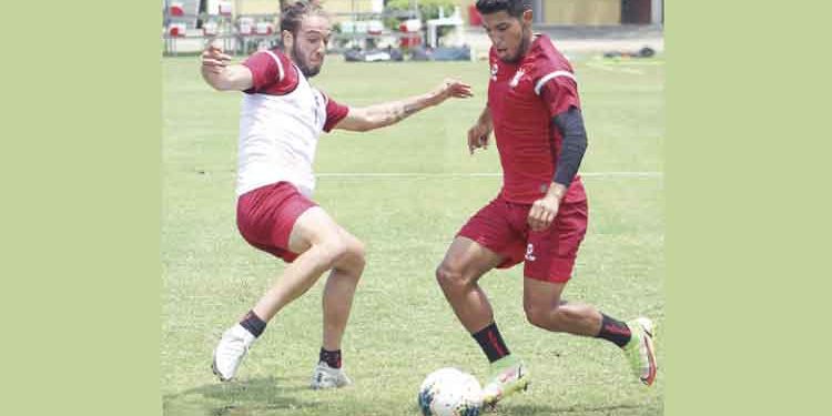 Arequipa: FBC Melgar entrena para vencer al ‘Muni’ y se ilusiona con la Libertadores