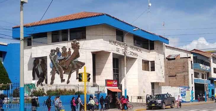 Juliaca: Concejo municipal conforma comisión para investigar a gerentes de la comuna