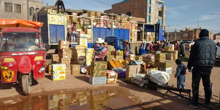 Juliaca: Comuna impide ingreso de comerciantes a la plataforma de Santa María III sector